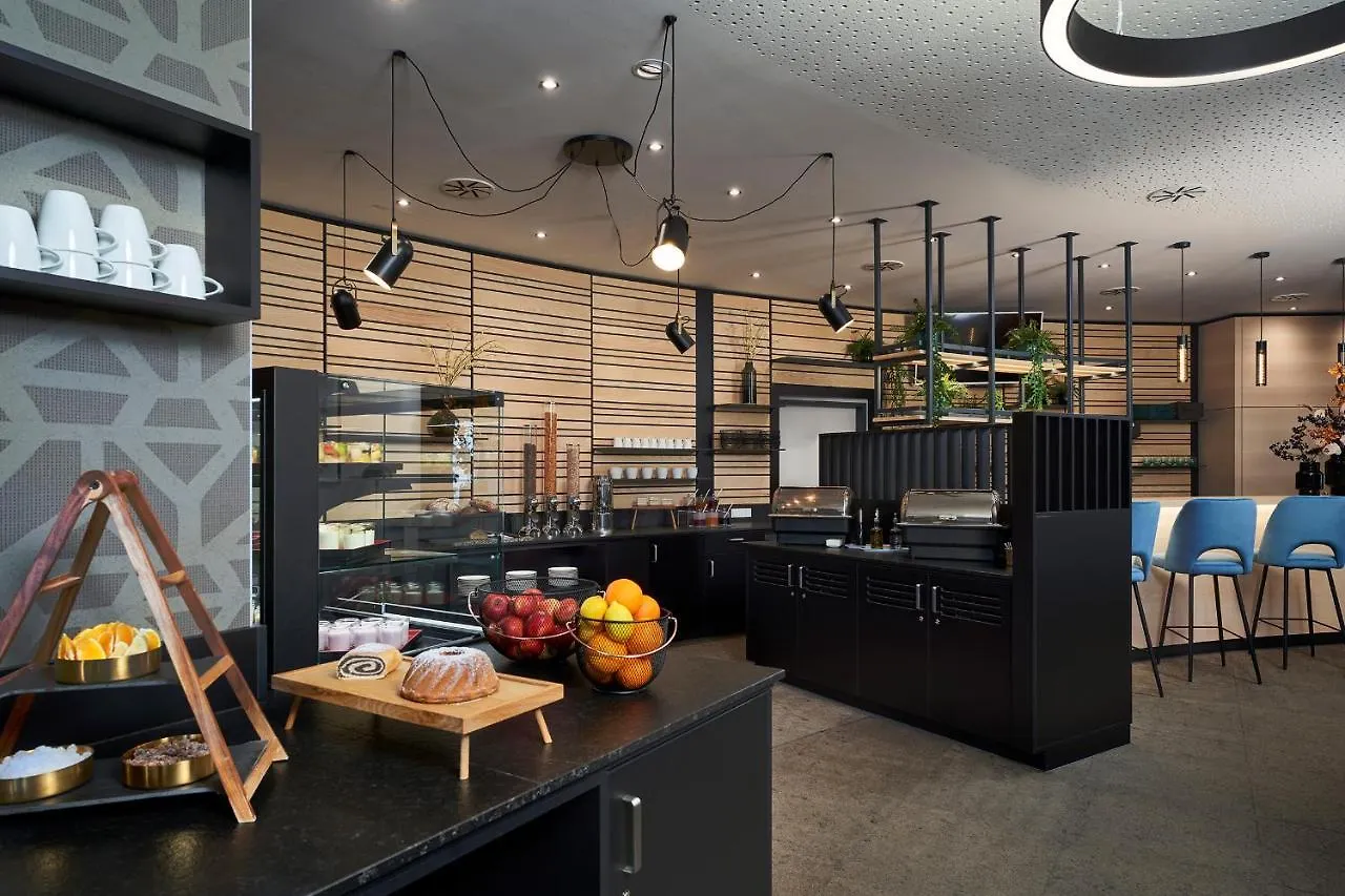 Leonardo Hotel Vienna City West 4*,  Austria