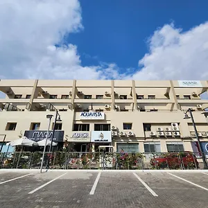 وأجنحة أكوافيستا فندق العقبة