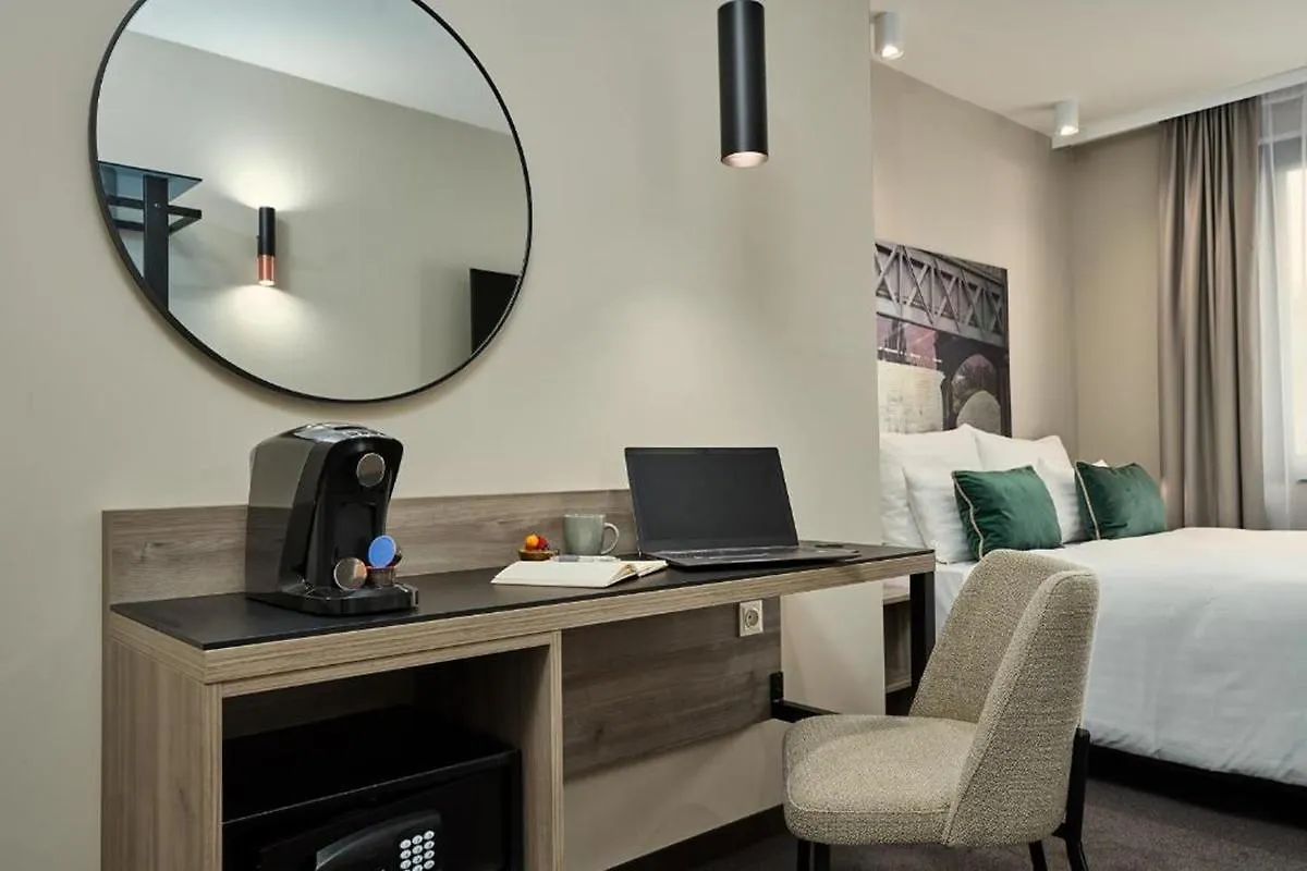 ****  Leonardo Hotel Vienna City West Austria